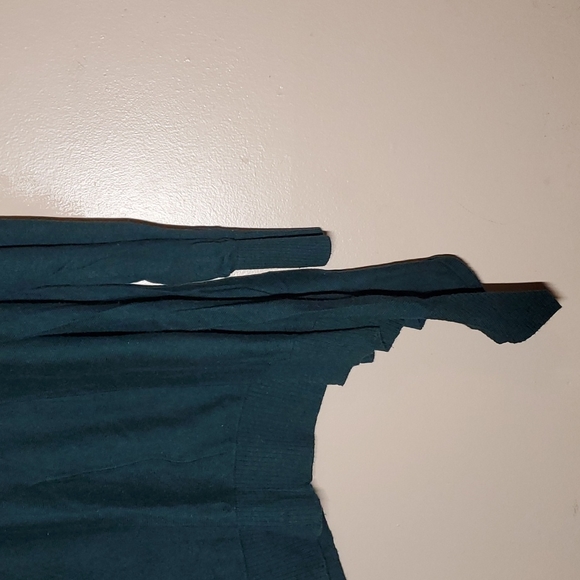 Spring + Mercer Woman Sweater - Picture 4 of 5